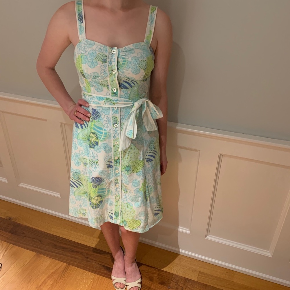 COPY - Lilly pulitzer sample button dress sand dollar 6